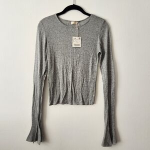 NWT. Gray ZARA top. Light, trendy, and elegant.
